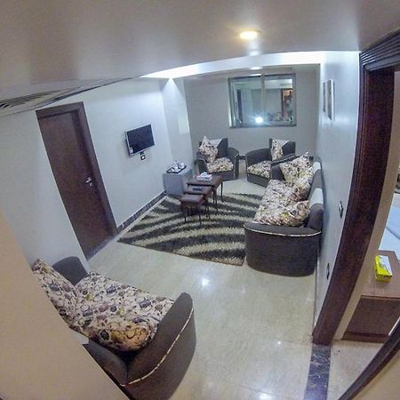 St. Marie House Hotel Асют Екстериор снимка