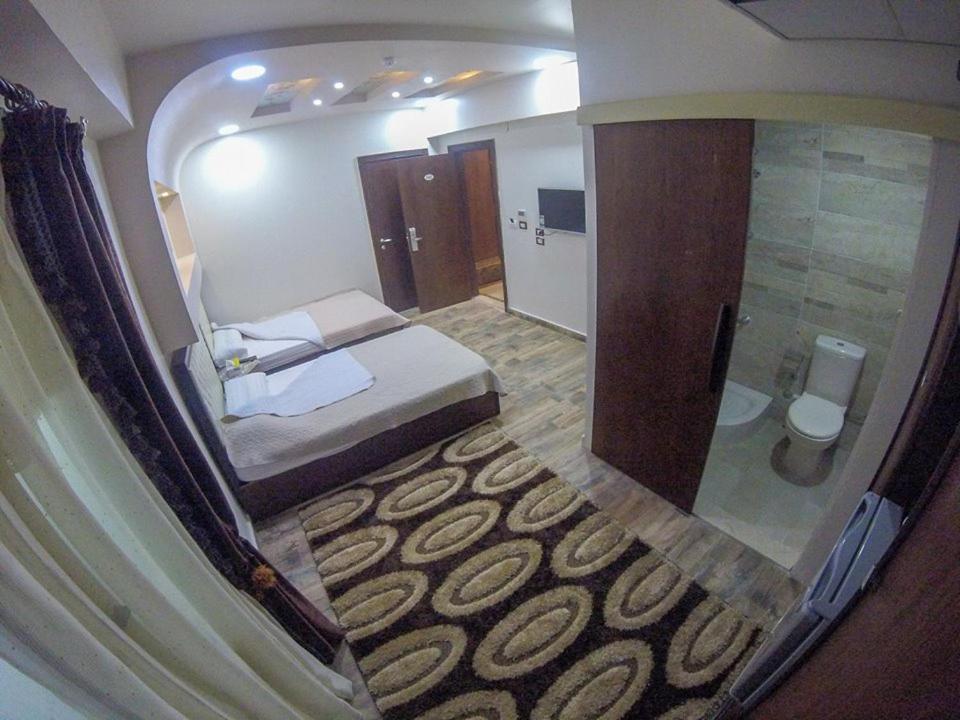 St. Marie House Hotel Асют Екстериор снимка