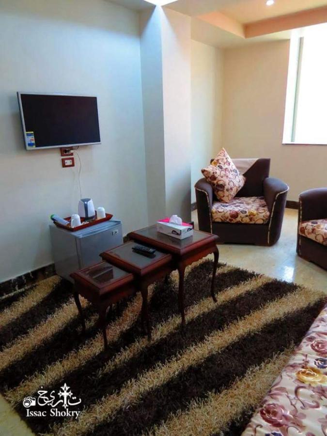St. Marie House Hotel Асют Екстериор снимка