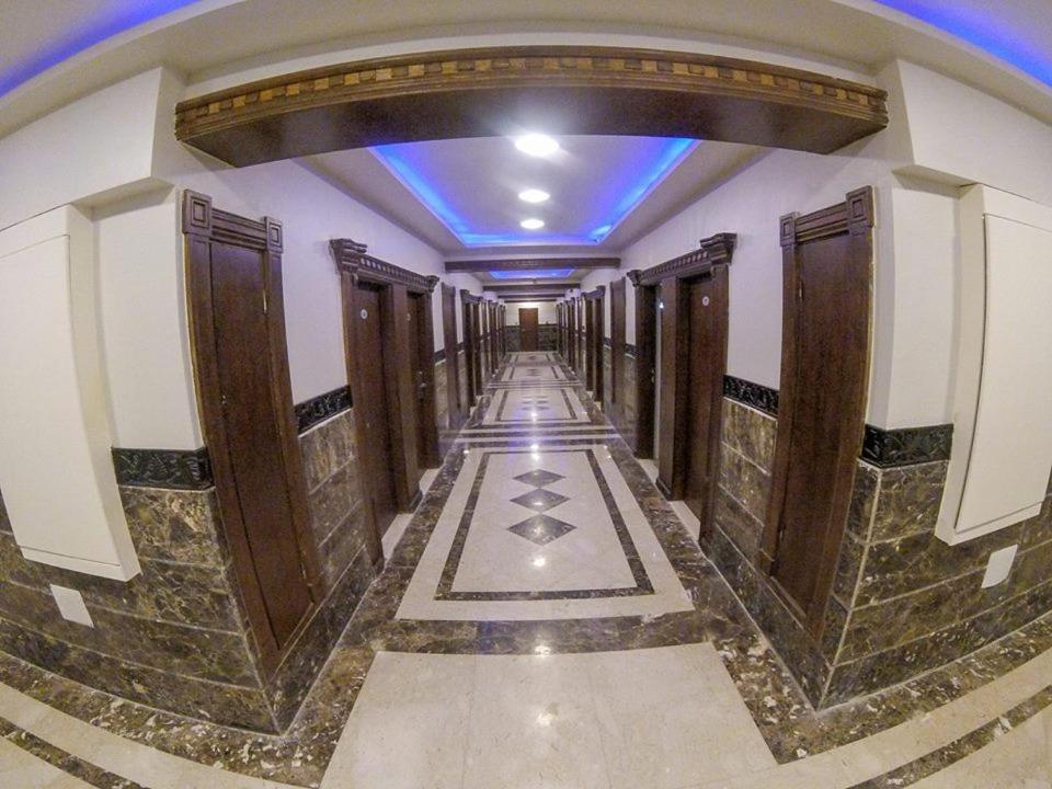 St. Marie House Hotel Асют Екстериор снимка